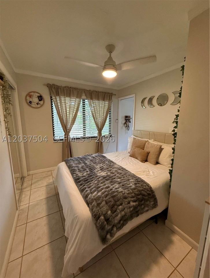 612 W Drew St #E - Photo 7 of 10