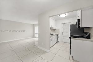 featured image of 5141 Hollywood Blvd #206