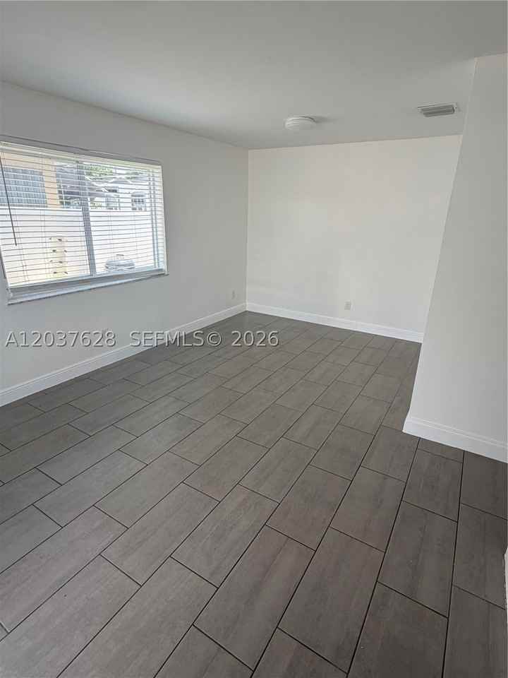 1315 N 22nd Ave #A2 - Photo 7 of 11