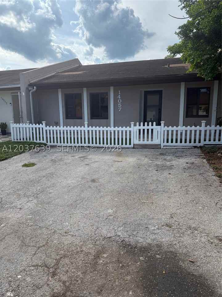 14057 Sw 52nd Ter #14057 - Photo 6 of 17