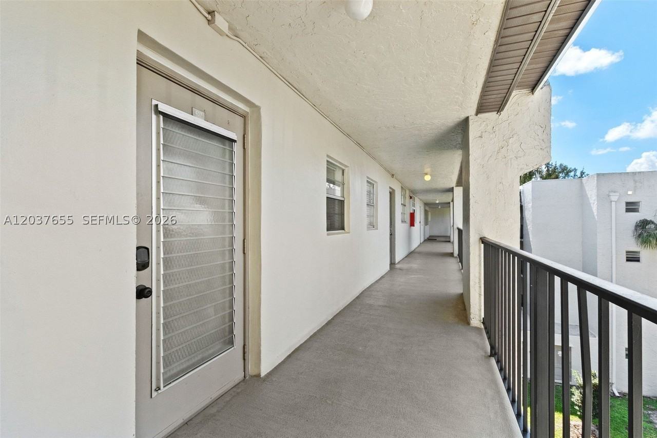 9480 Poinciana Pl #407 - Photo 3 of 21