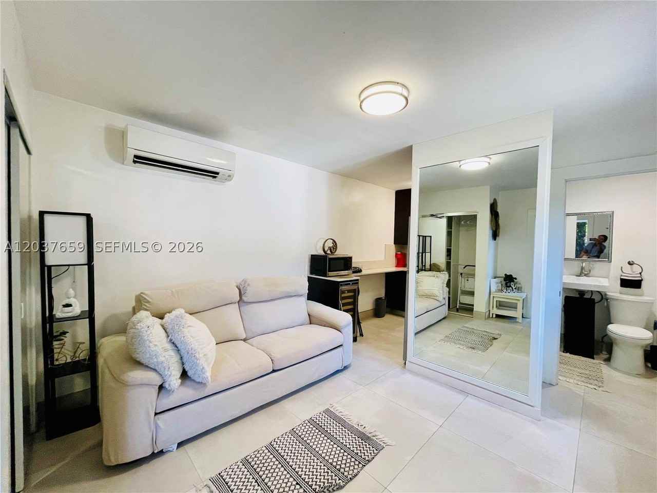38 Nw 52nd St #1 - Photo 6 of 9