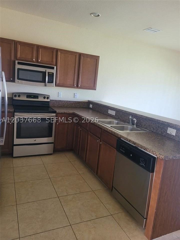 3537 W 89th Pl #NA - Photo 5 of 23