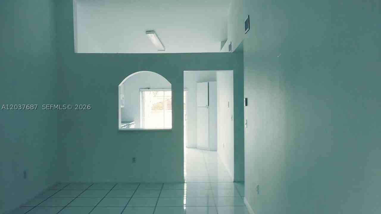 6900 Nw 179th St #205-1 - Photo 5 of 13