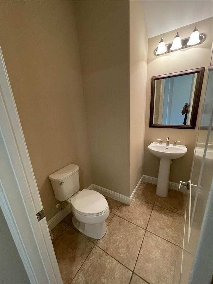 11170 Nw 83rd Mnr - Photo 5 of 30
