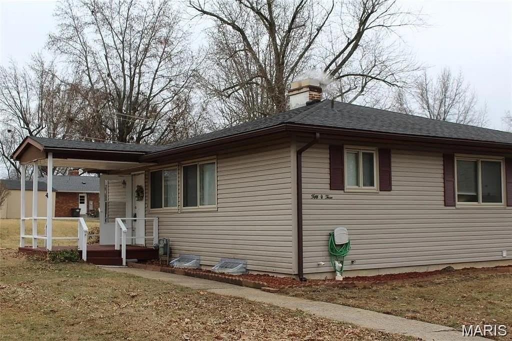 5003 Cavalier Ct - Photo 2 of 19