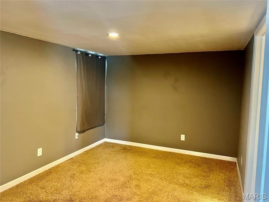 806 Center St #2 - Photo 4 of 5
