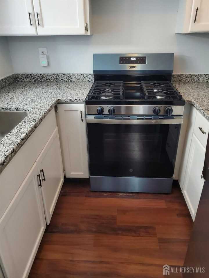 518 Edpas Rd - Photo 4 of 8