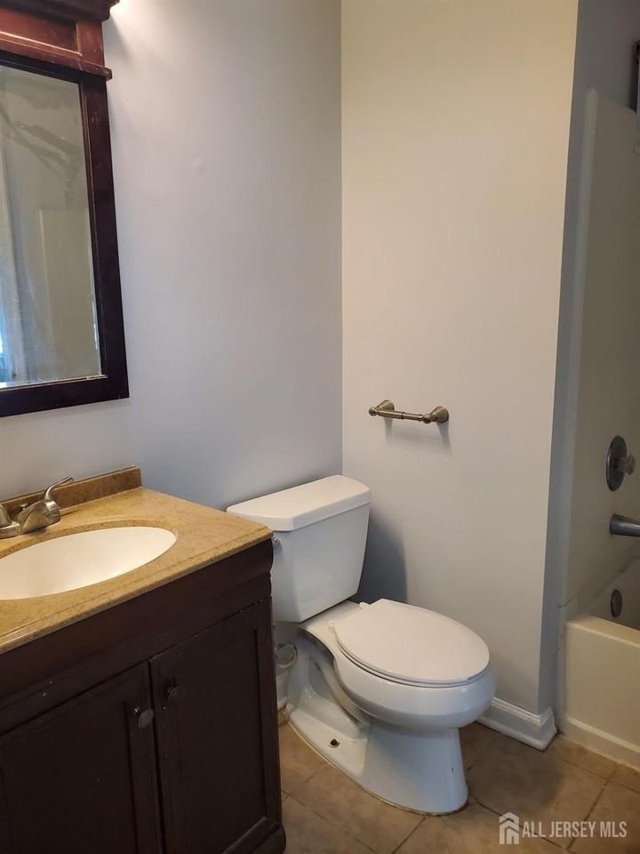 518 Edpas Rd - Photo 6 of 8