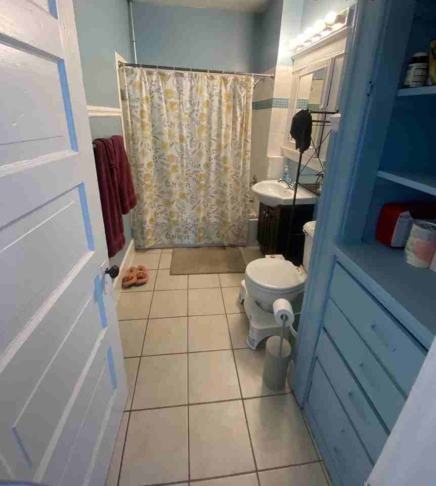 2214 N Holton St - Photo 3 of 22