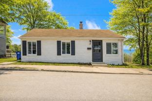 446 N Powers St - Photo 1 of 1