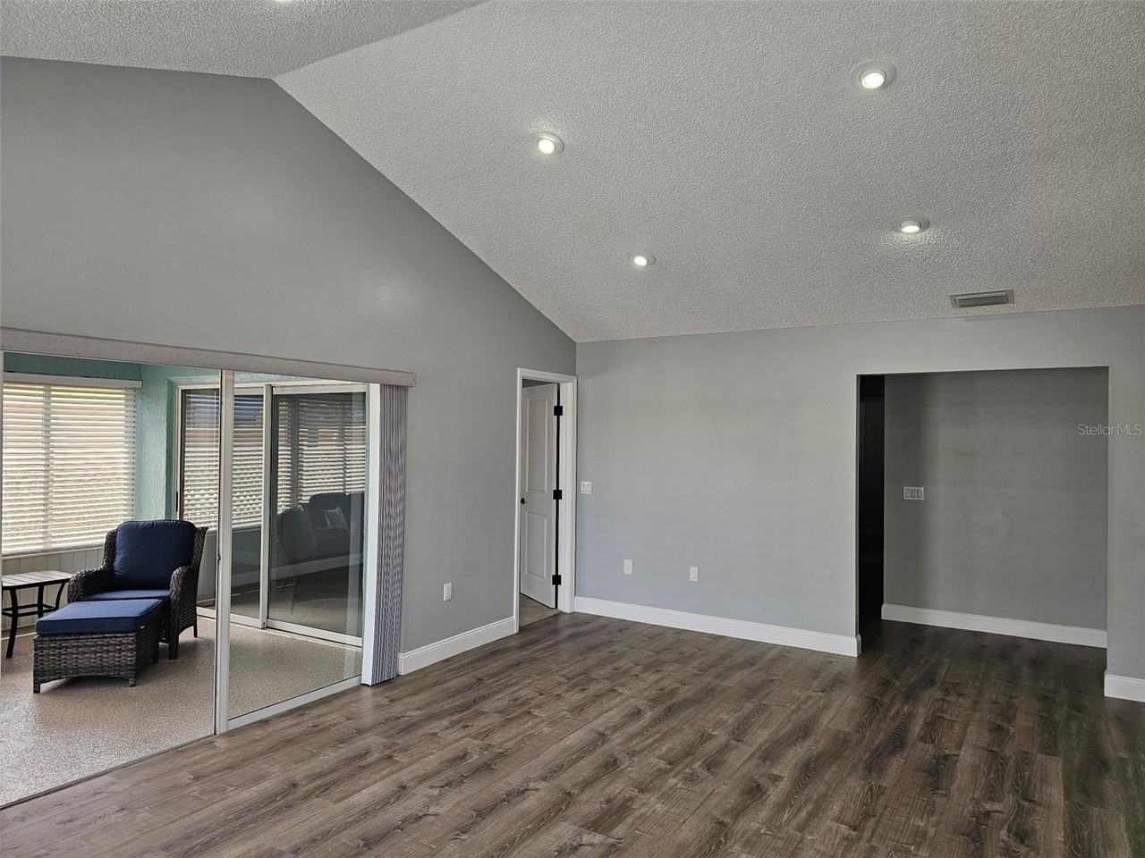 3625 57th Avenue Dr W - Photo 6 of 40