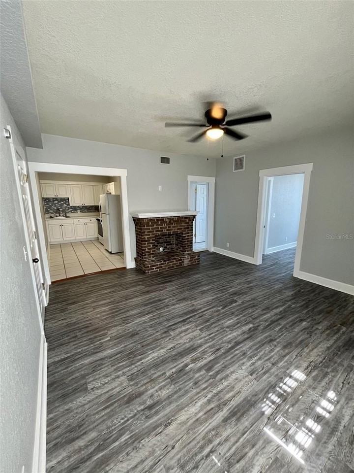 644 4th Ave S - Photo 2 of 10