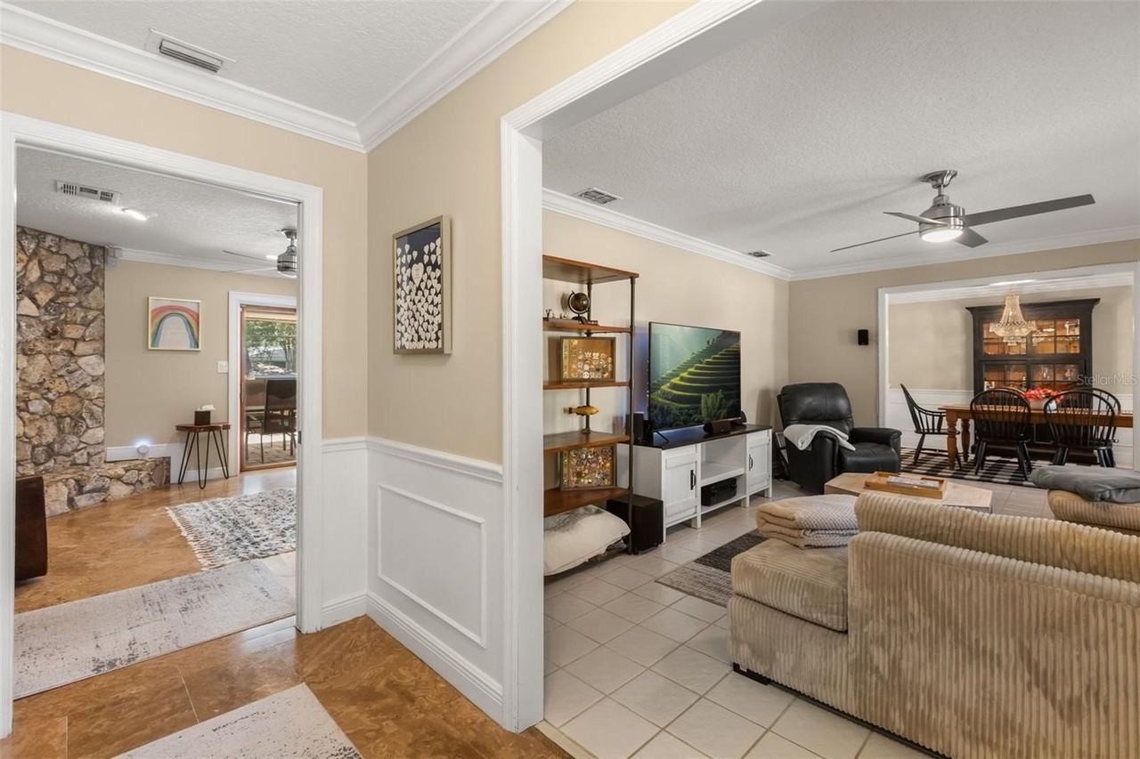 180 Springwood Trl - Photo 6 of 32