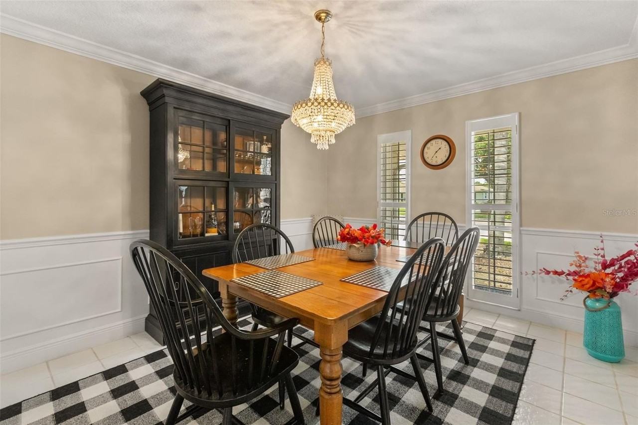 180 Springwood Trl - Photo 7 of 32
