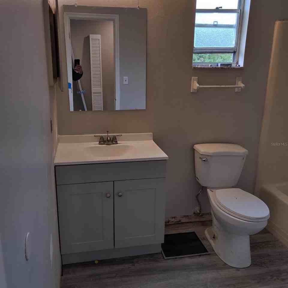 722 W Columbia Ave #722 - Photo 3 of 7