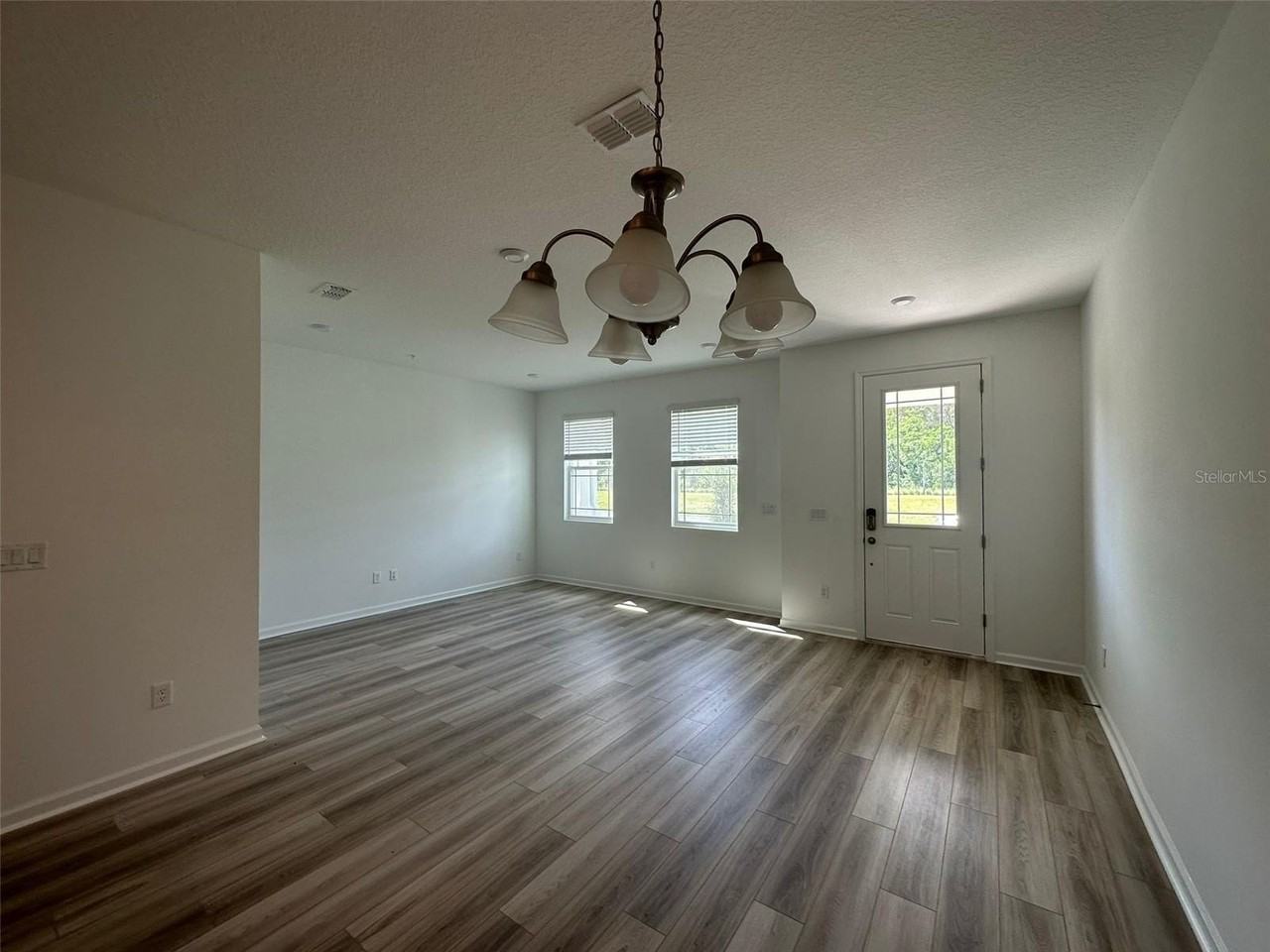 11551 Sunsail Ave - Photo 2 of 18