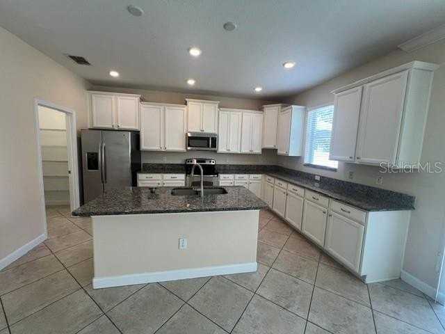 7329 Auburnwood Ln - Photo 5 of 25