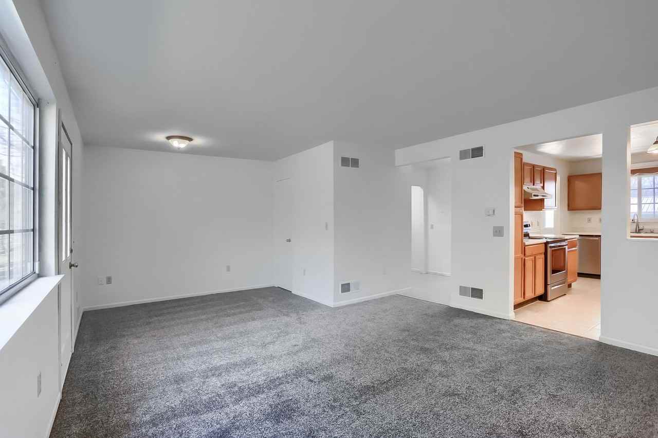 402 Kittery Ridge Dr - Photo 6 of 20