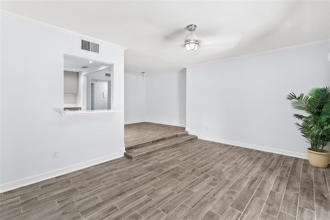 505 Plaza Seville Ct #9 - Photo 7 of 30