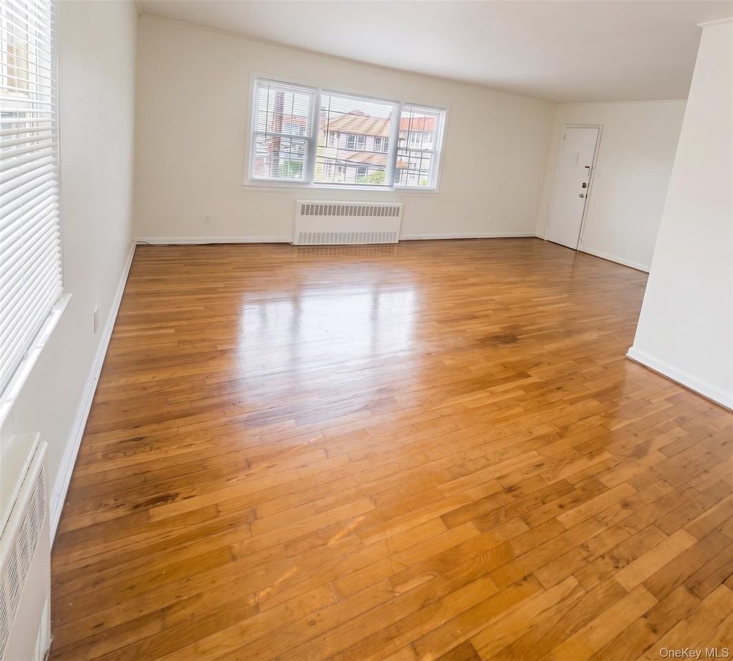 2711 Deerfield Rd - Photo 5 of 12