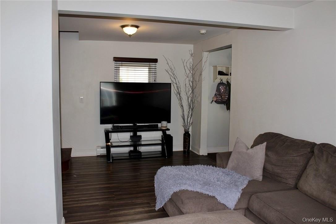 5834 Albany Post Rd - Photo 6 of 14