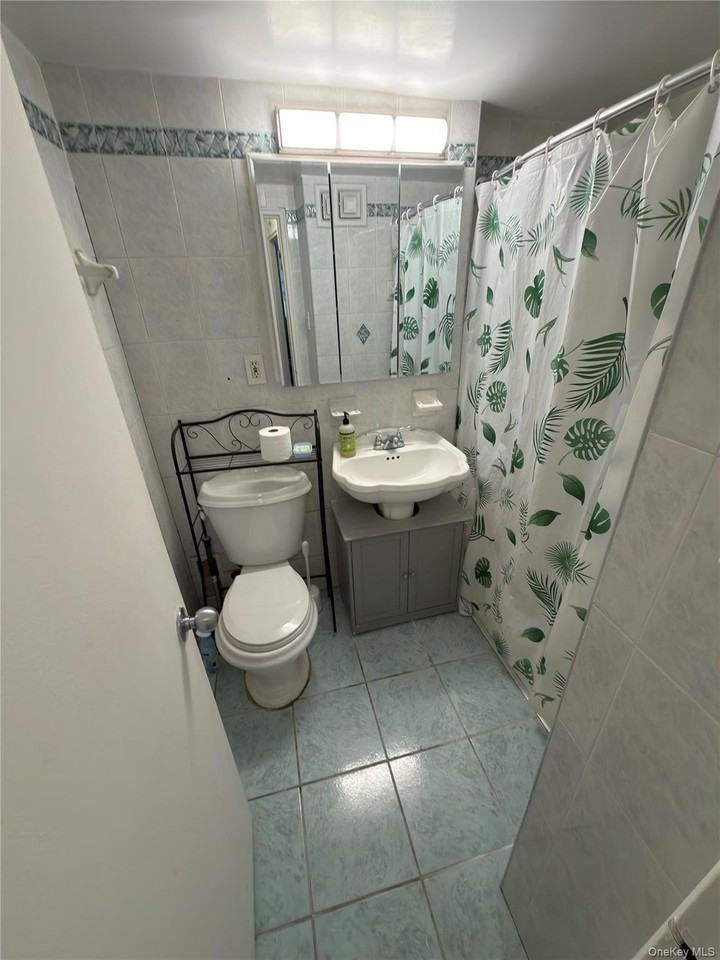 9710 62nd Dr #9F - Photo 6 of 7