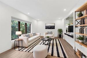 featured image of 515 N Macquesten Pkwy