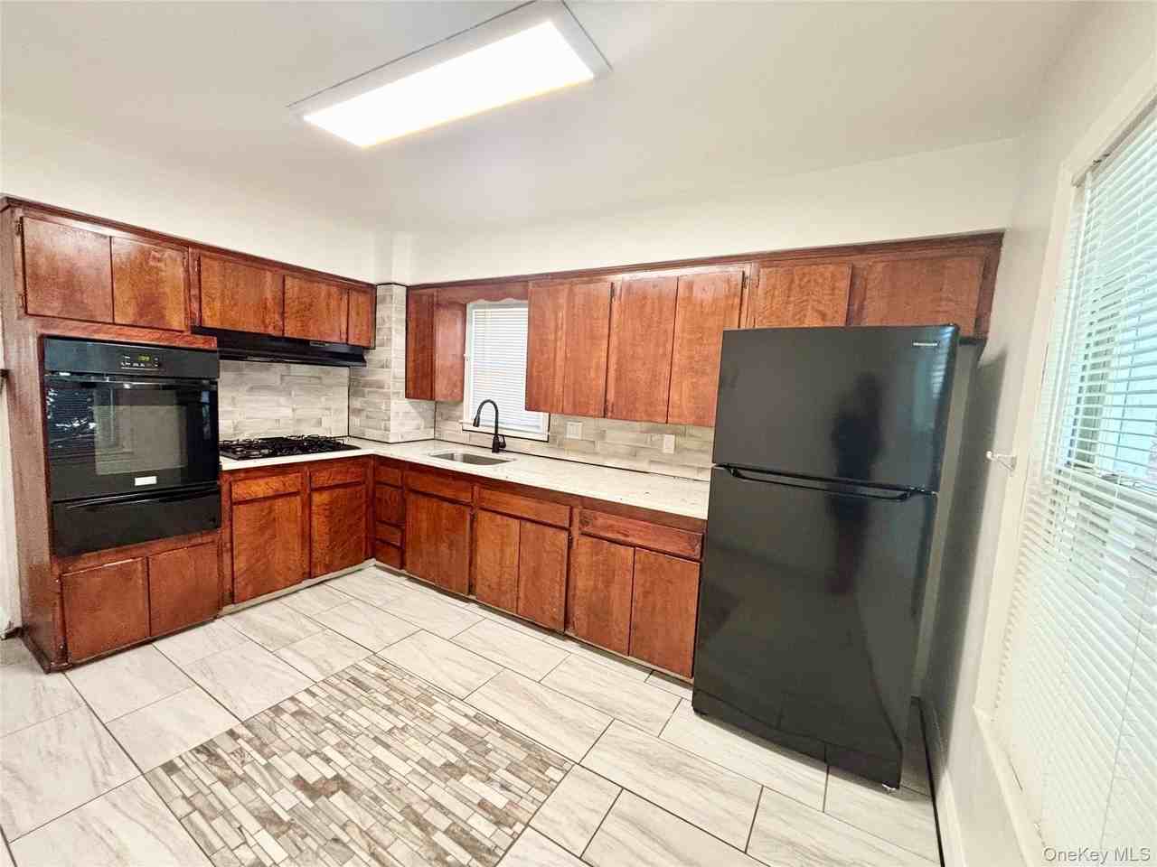 14638 230th Pl #1stFL - Photo 6 of 15