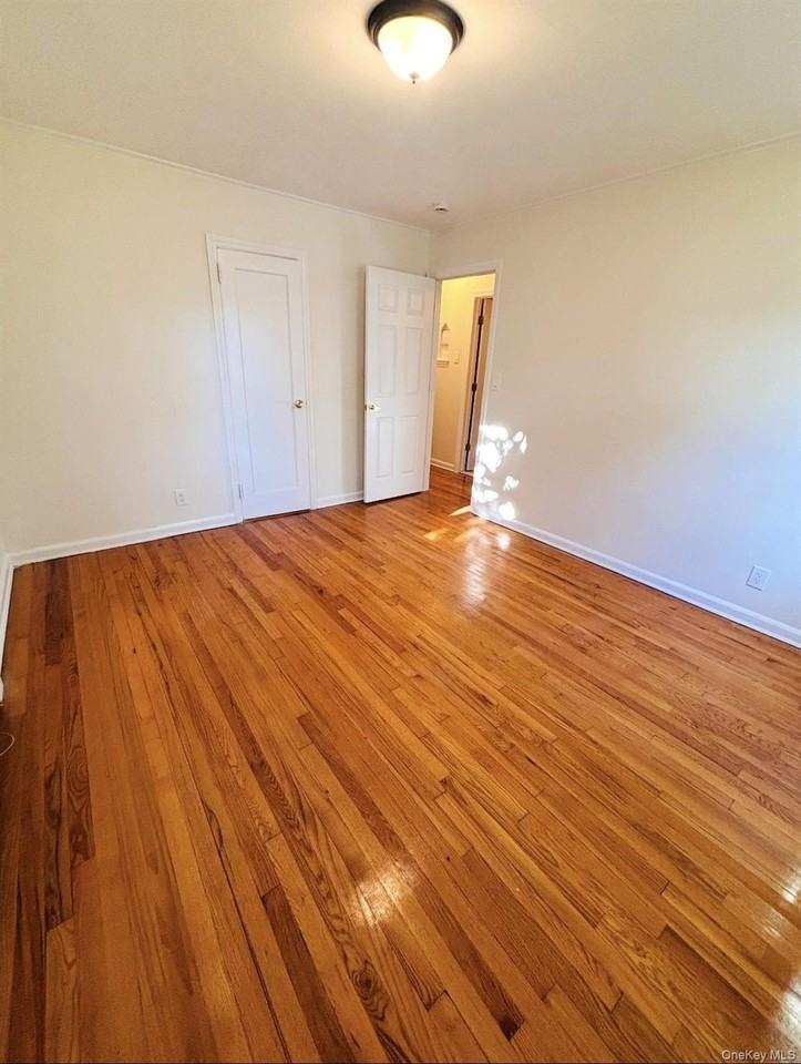 1526 Rhode Ave - Photo 4 of 4