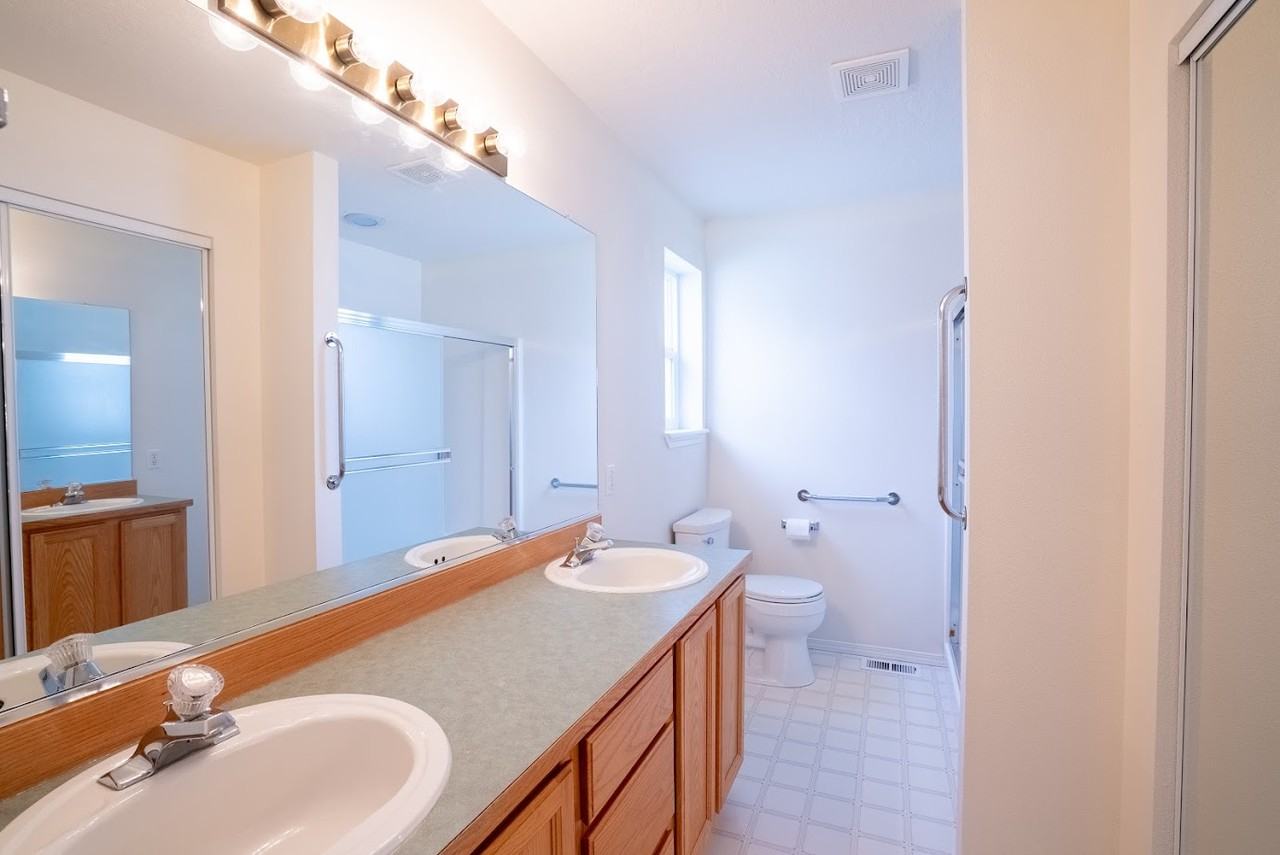 1502 N Madson Ln #1 - Photo 6 of 12