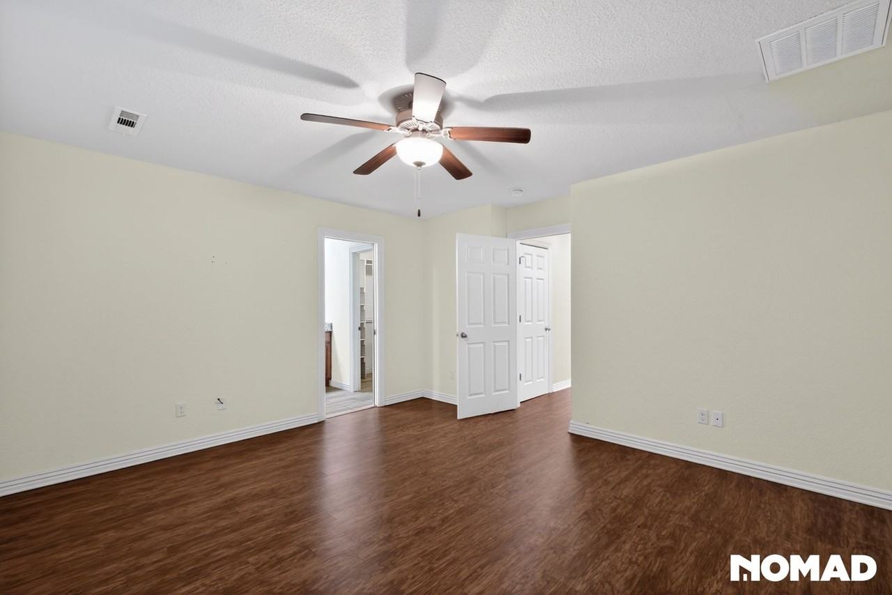 2088 E Custer Ln - Photo 7 of 36