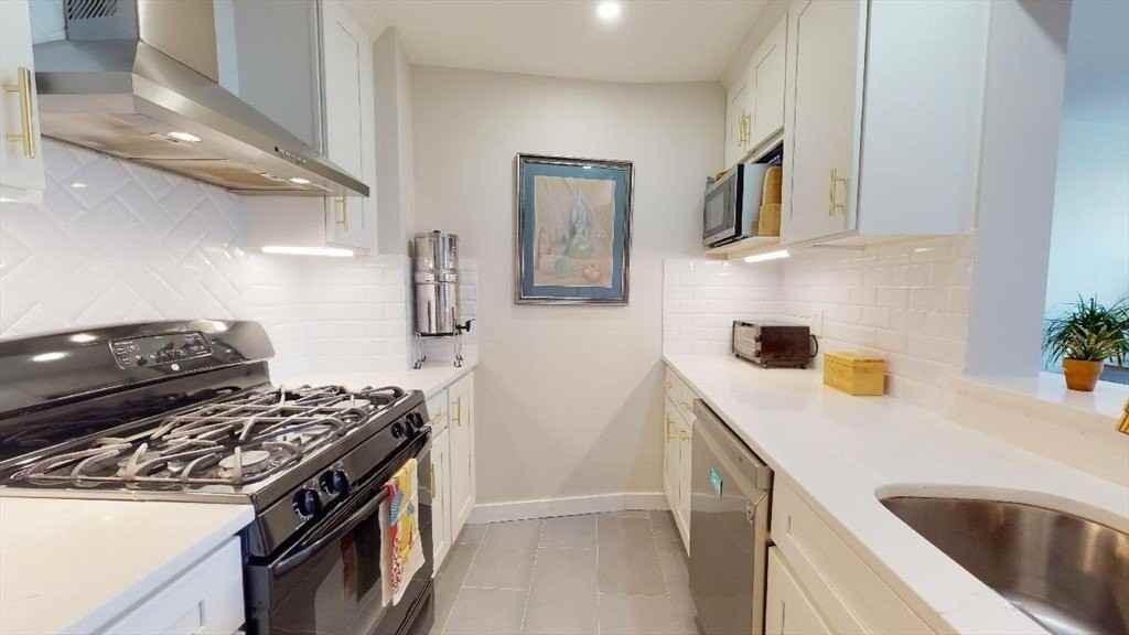 20 Chestnut St #308 - Photo 5 of 18