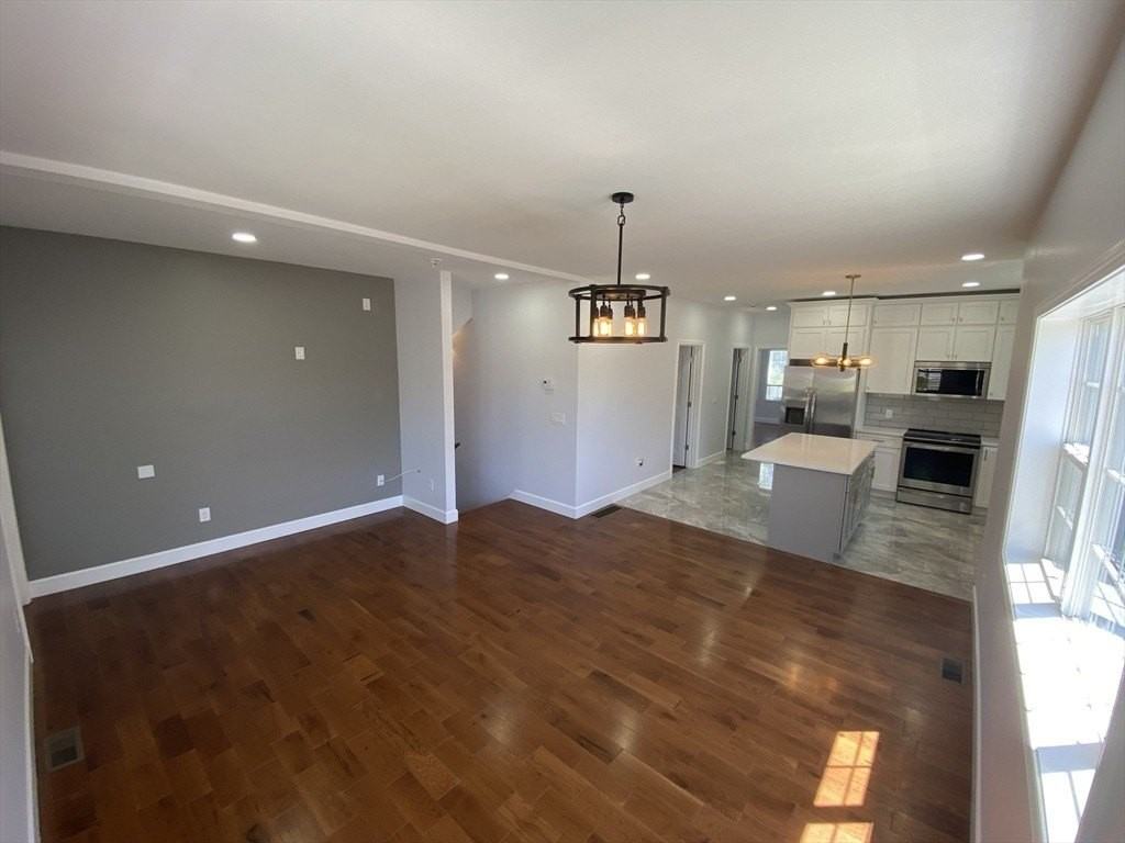 1472 Somerset Ave #1 - Photo 3 of 19