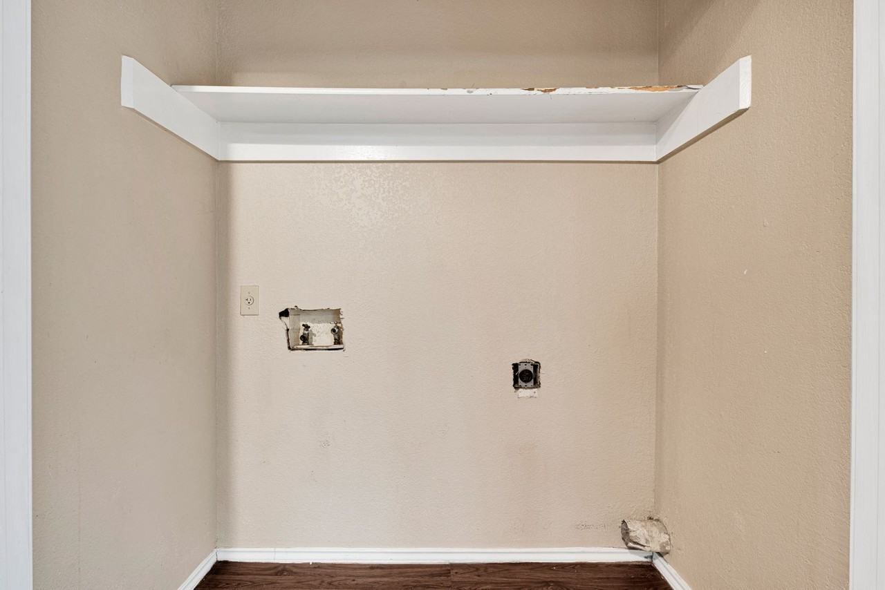 9514 Veronica St - Photo 7 of 17