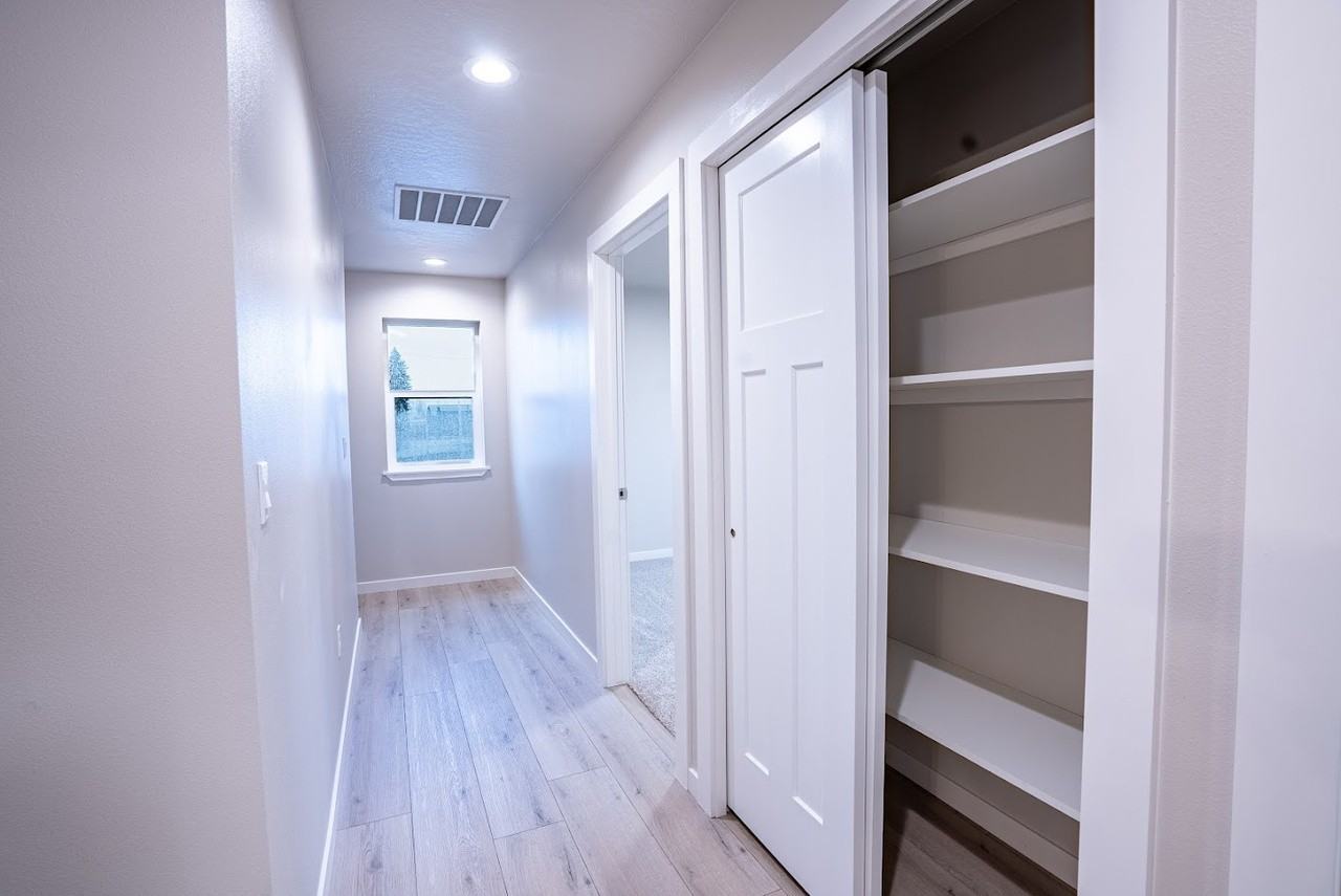 8154 W Boekel Rd #1 - Photo 7 of 10