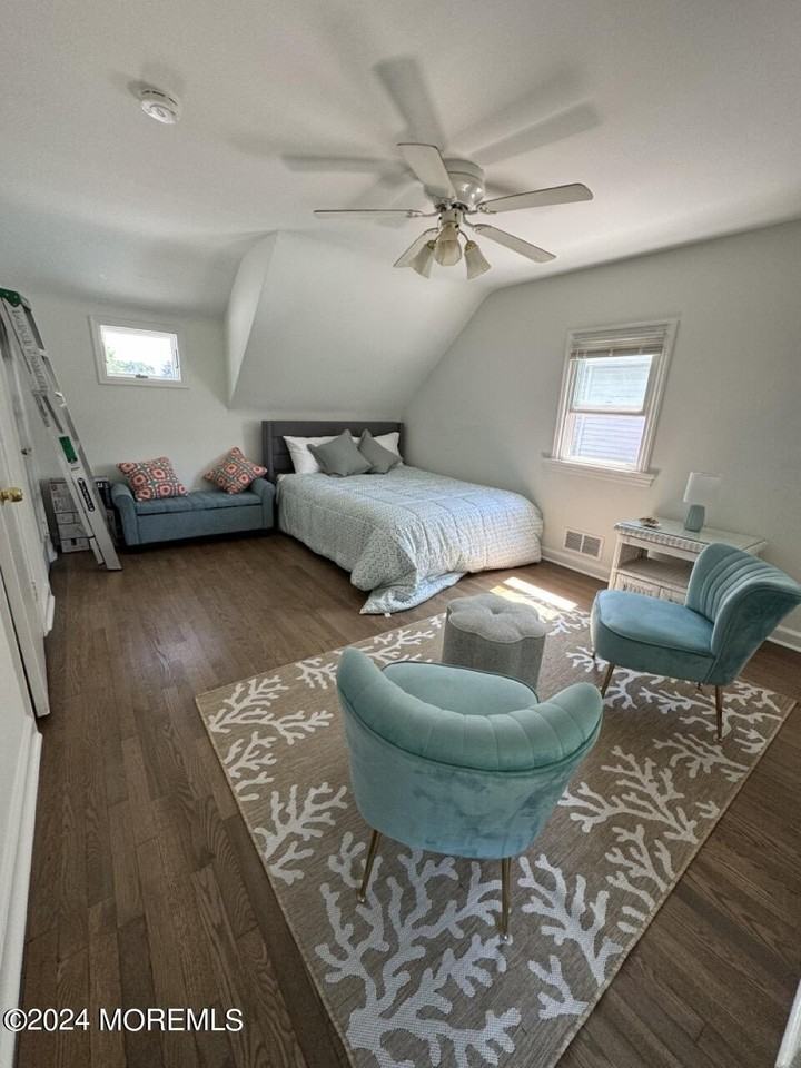 70 Wilson Ave - Photo 5 of 16