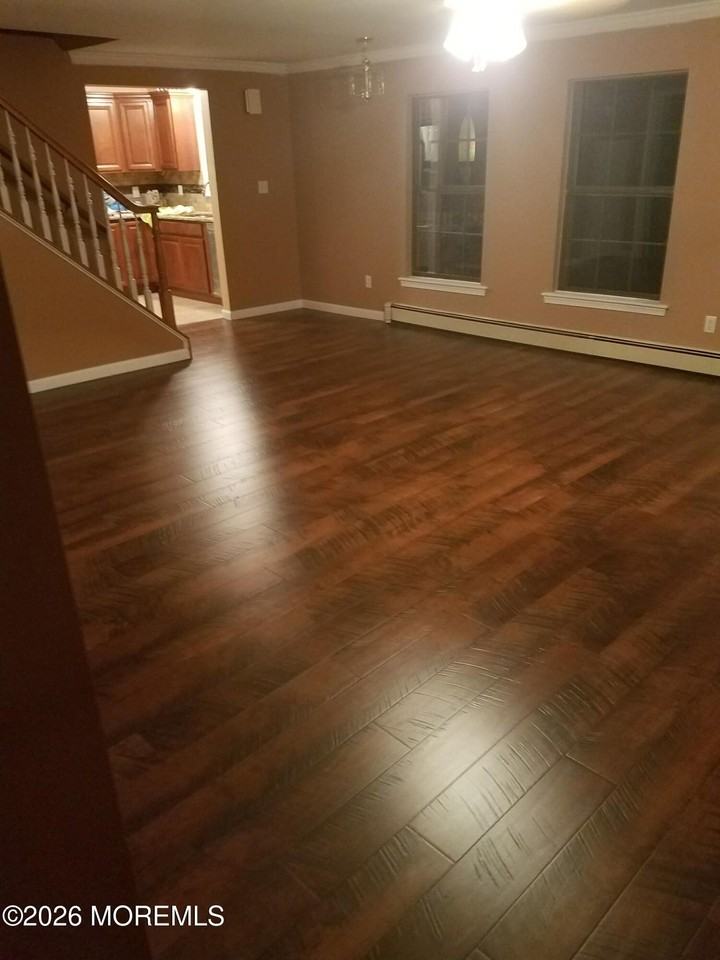223 Riverside Dr - Photo 6 of 11