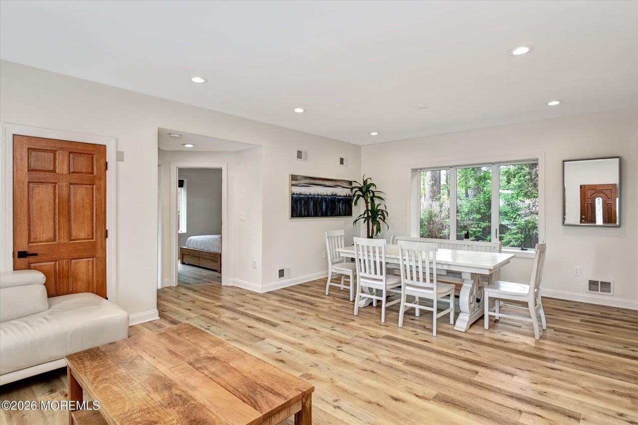 65 Phalanx Rd - Photo 6 of 27