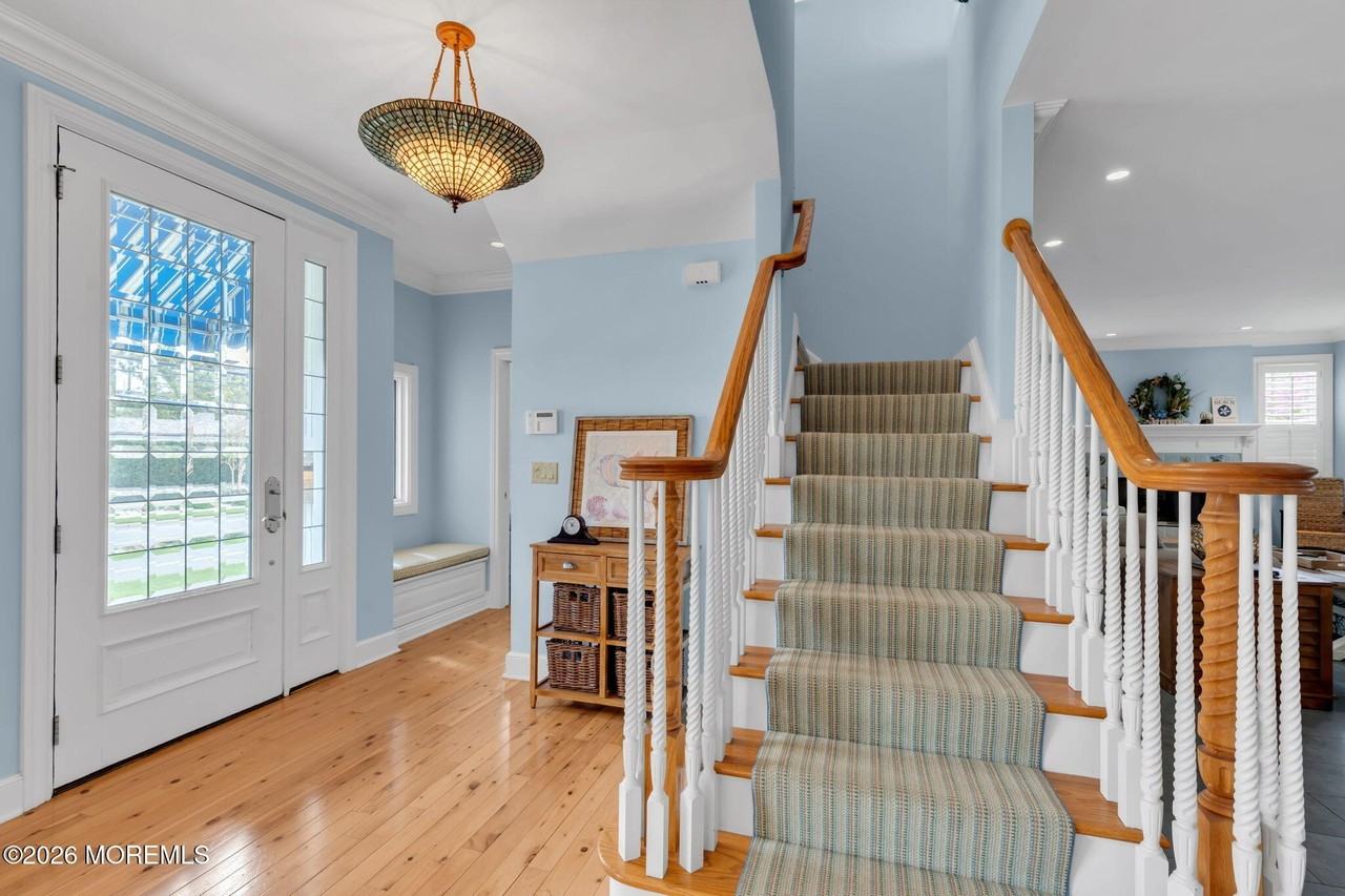 100 Chicago Blvd - Photo 5 of 50