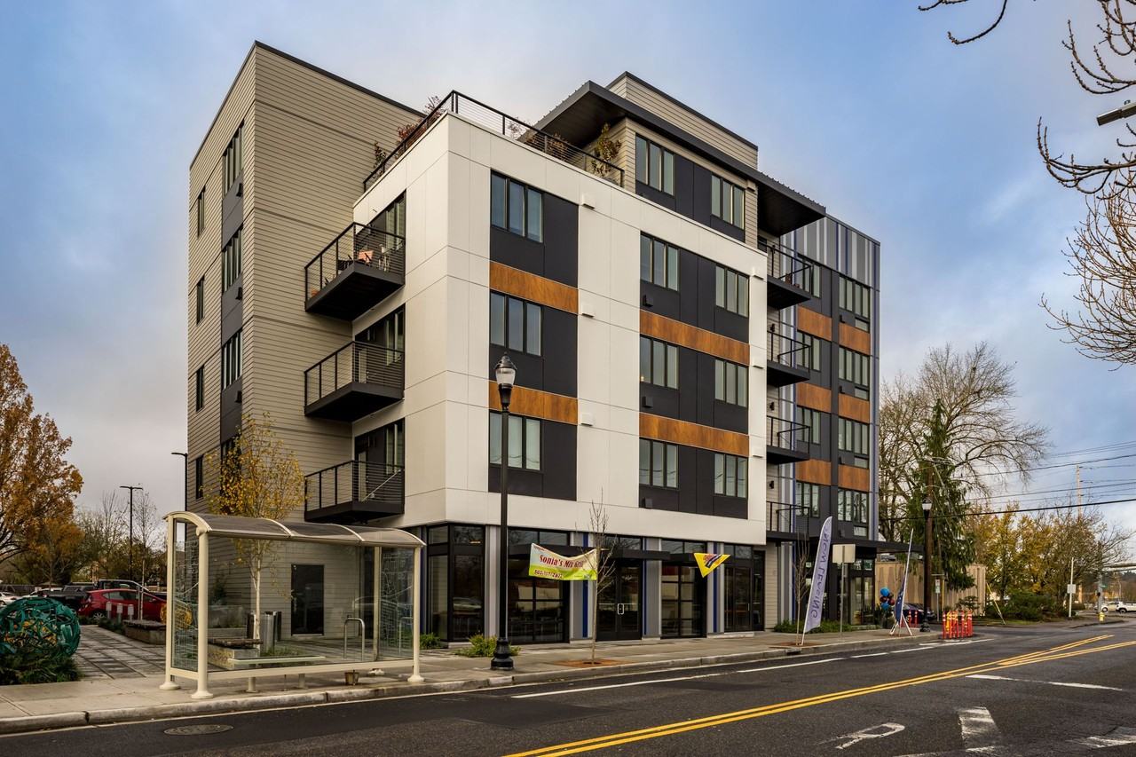 LaScala Apartments - Photo 2 of 8