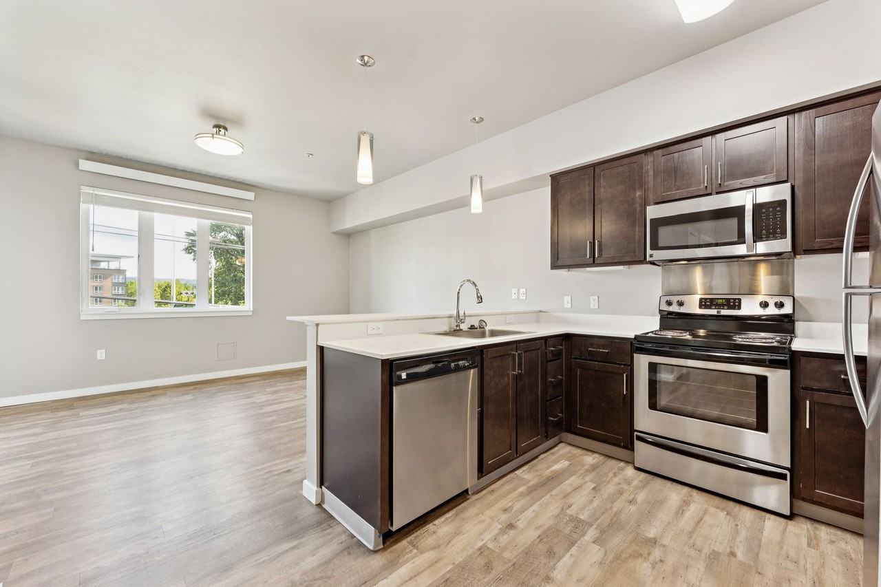LaScala Apartments - Photo 3 of 8