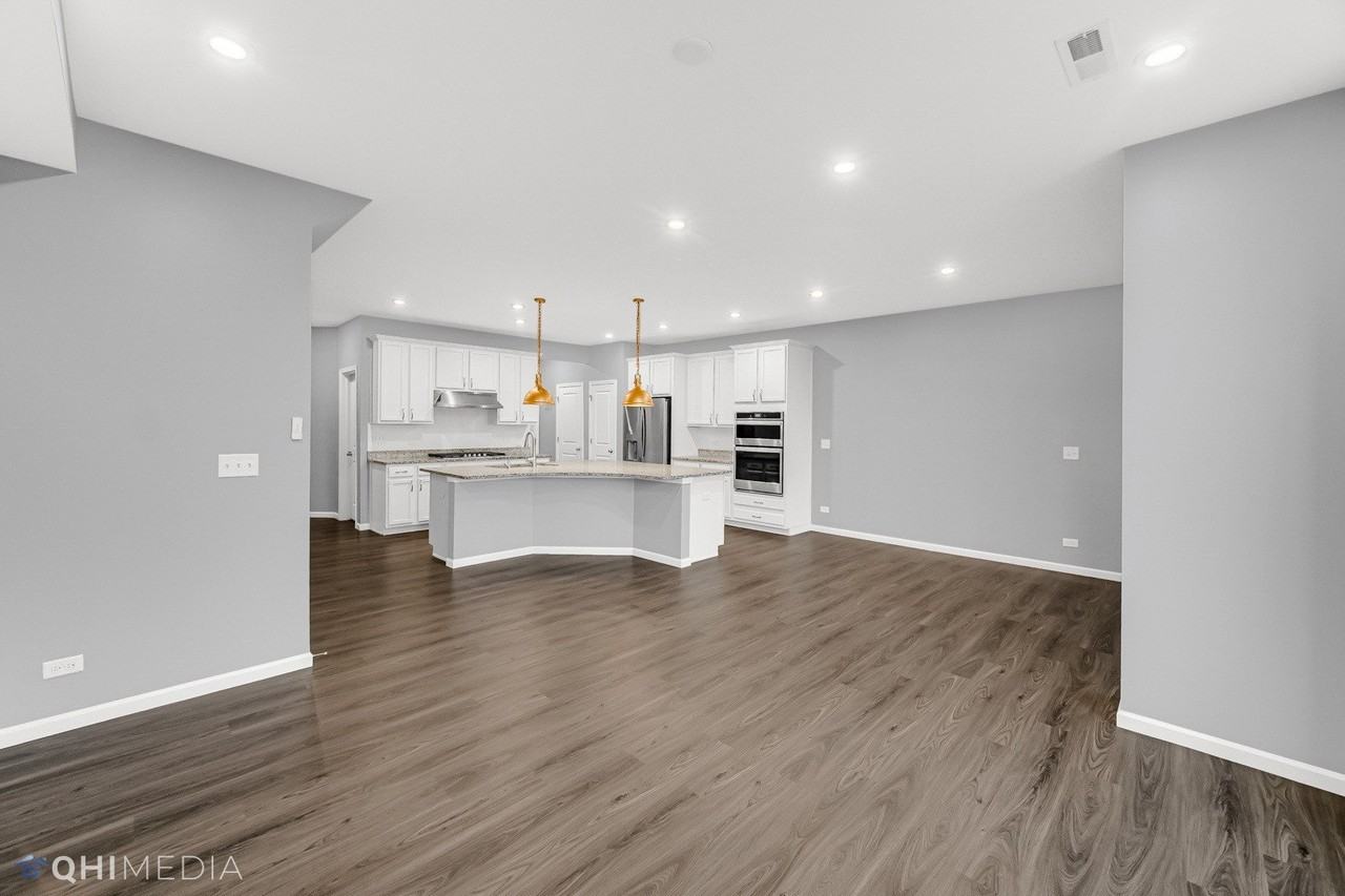 597 Watercress Dr - Photo 7 of 28