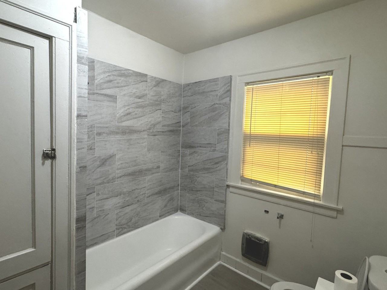 6937 S Merrill Ave #2 - Photo 4 of 12