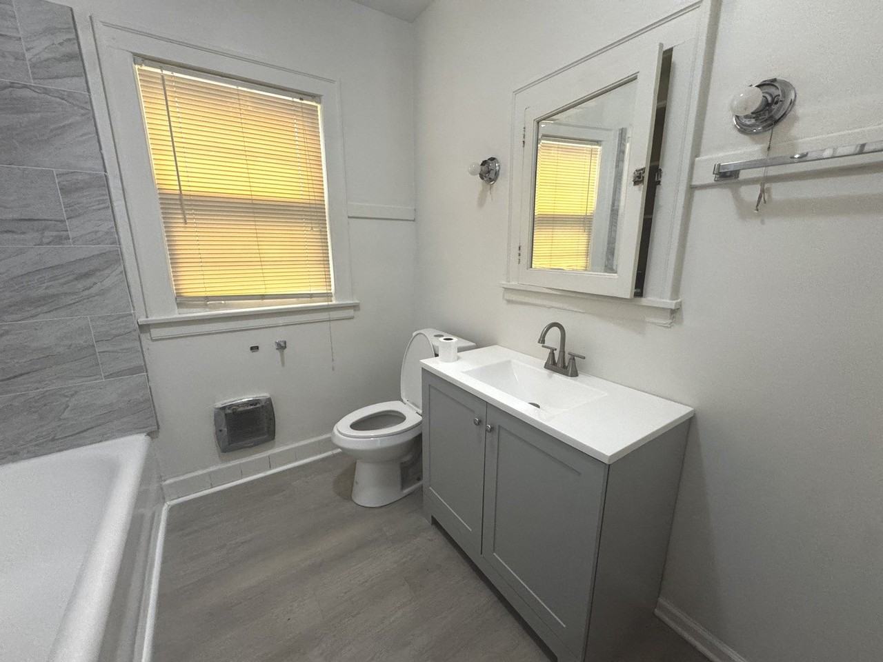 6937 S Merrill Ave #2 - Photo 5 of 12
