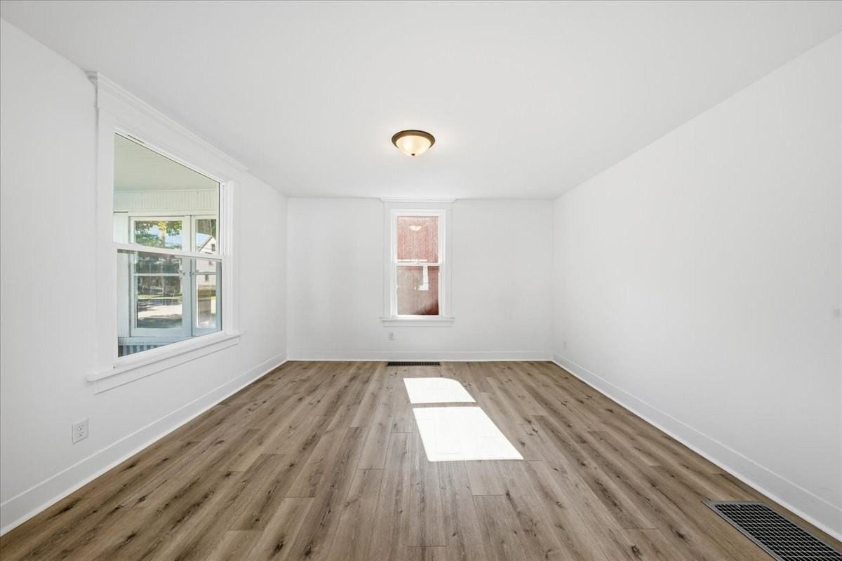 311 North Ave - Photo 4 of 41