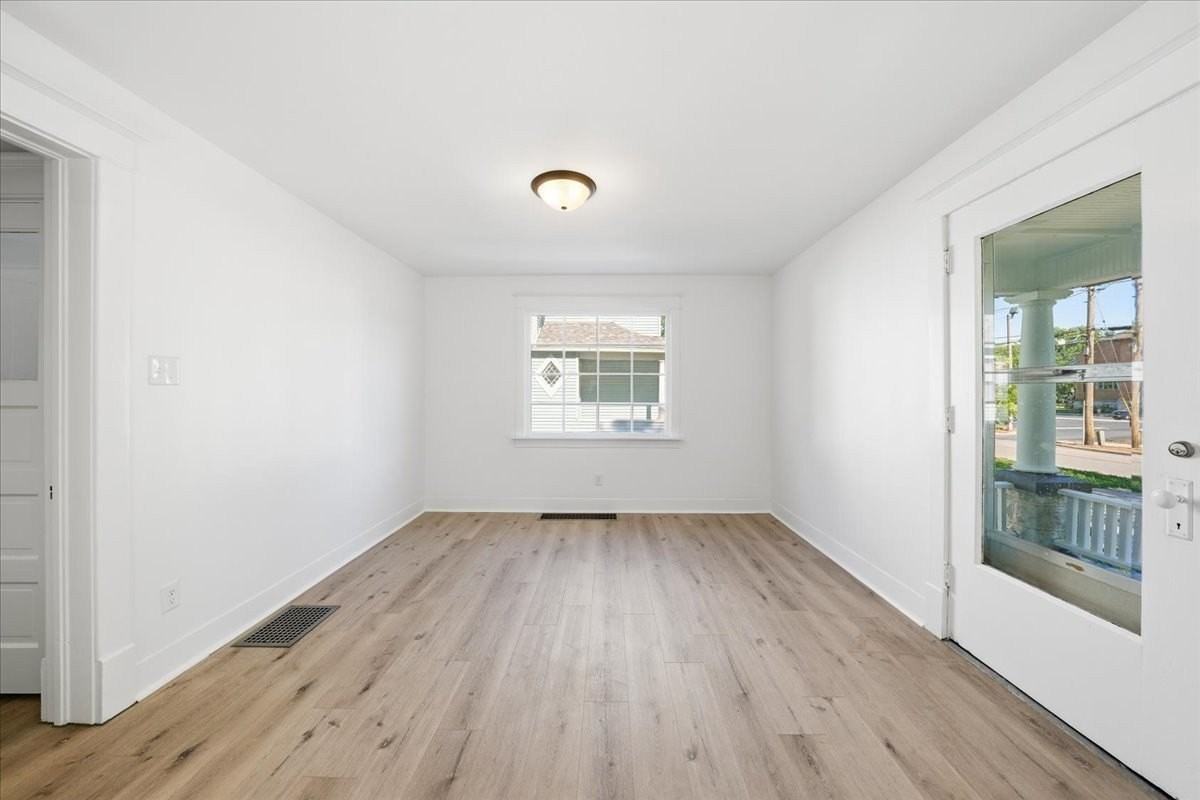 311 North Ave - Photo 5 of 41