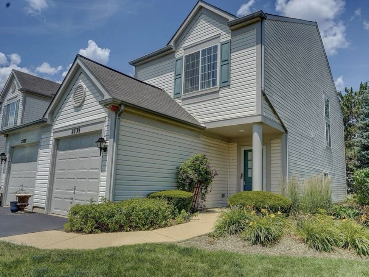 2535 Carrolwood Rd - Photo 2 of 21