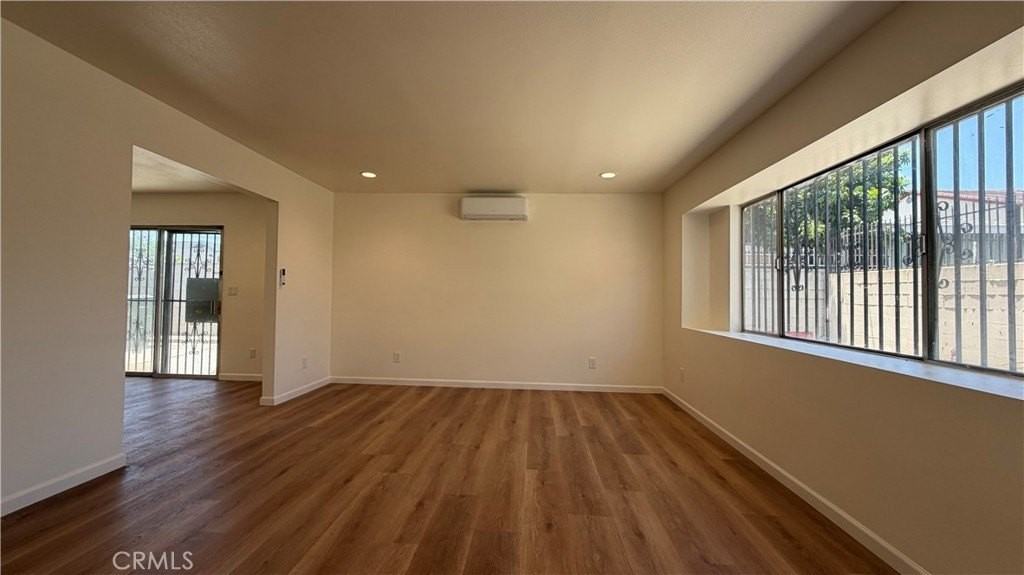 303 N New Ave #C - Photo 3 of 15
