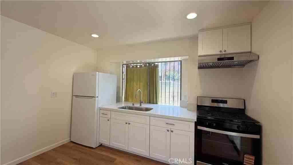 303 N New Ave #C - Photo 4 of 15